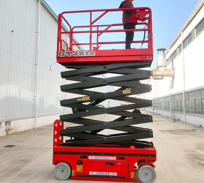 伊金霍洛自行走移动式升降机